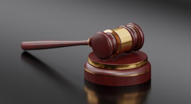judicial gavel, judge